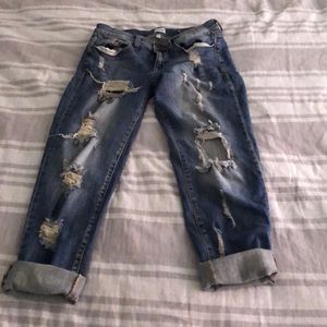 Sneak Peek boyfriend jeans